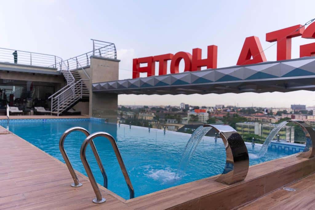 Sky Infinity Pool 1