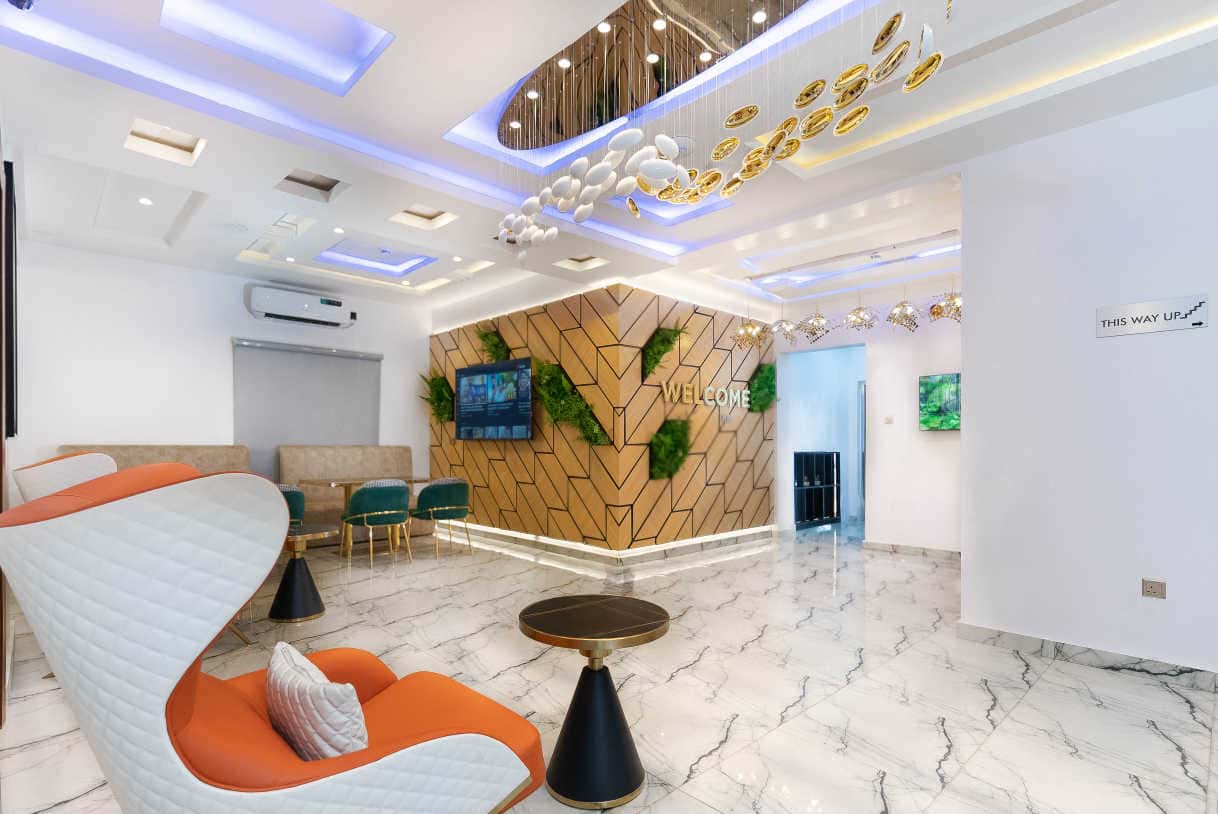 24/7 Concierge & Reception 1