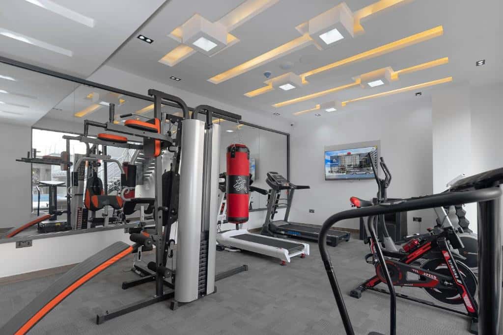 Pool & Gym 3